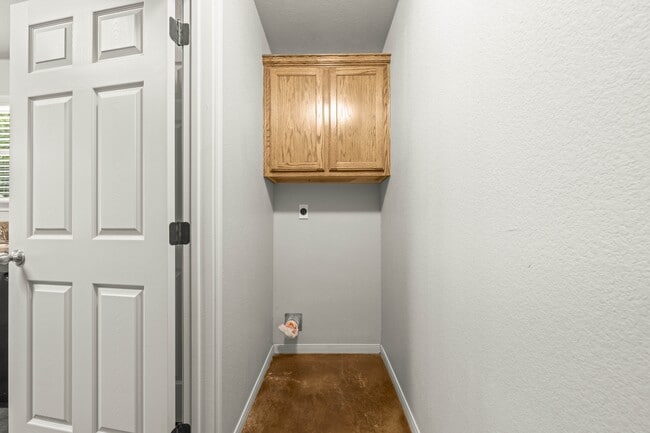 Building Photo - 1521 Aztec Trce