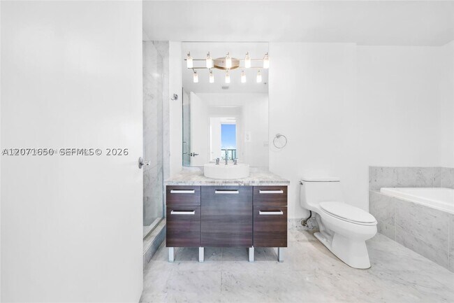 Building Photo - 244 Biscayne Blvd