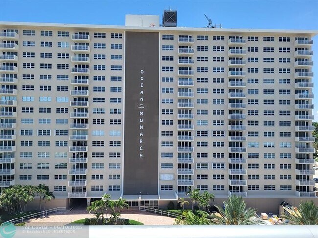 Building Photo - 133 N Pompano Beach Blvd