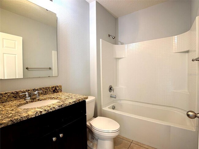 Building Photo - 389 Tanglewood Dr