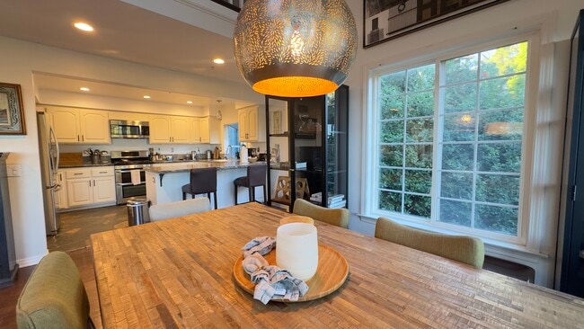 Building Photo - 20641 Medley Ln