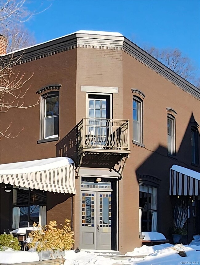 Building Photo - 1 Shatzell Ave