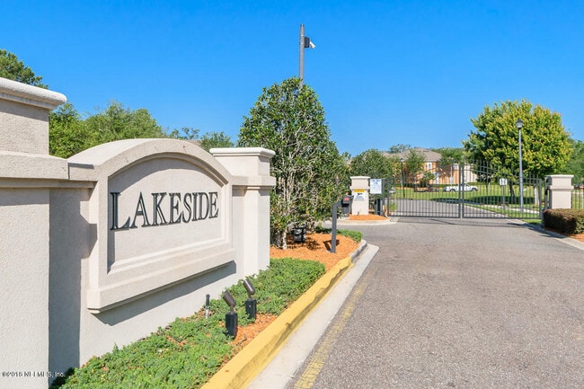 Building Photo - 6824 Lake Mist Ln