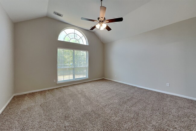 Building Photo - 11414 Oak Lake Glen Cir