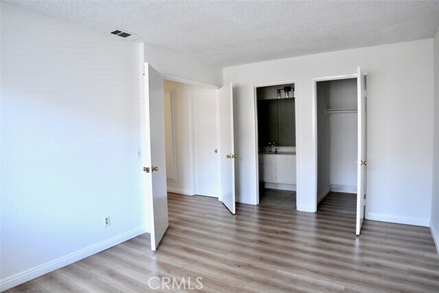 Building Photo - 21696 Laurelrim Dr