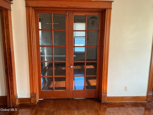 Building Photo - 17 Belmont Pl