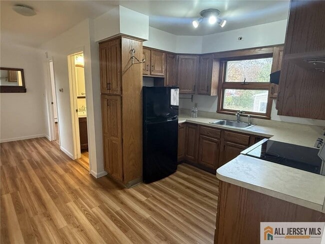 Building Photo - 1824 Pershing Pl