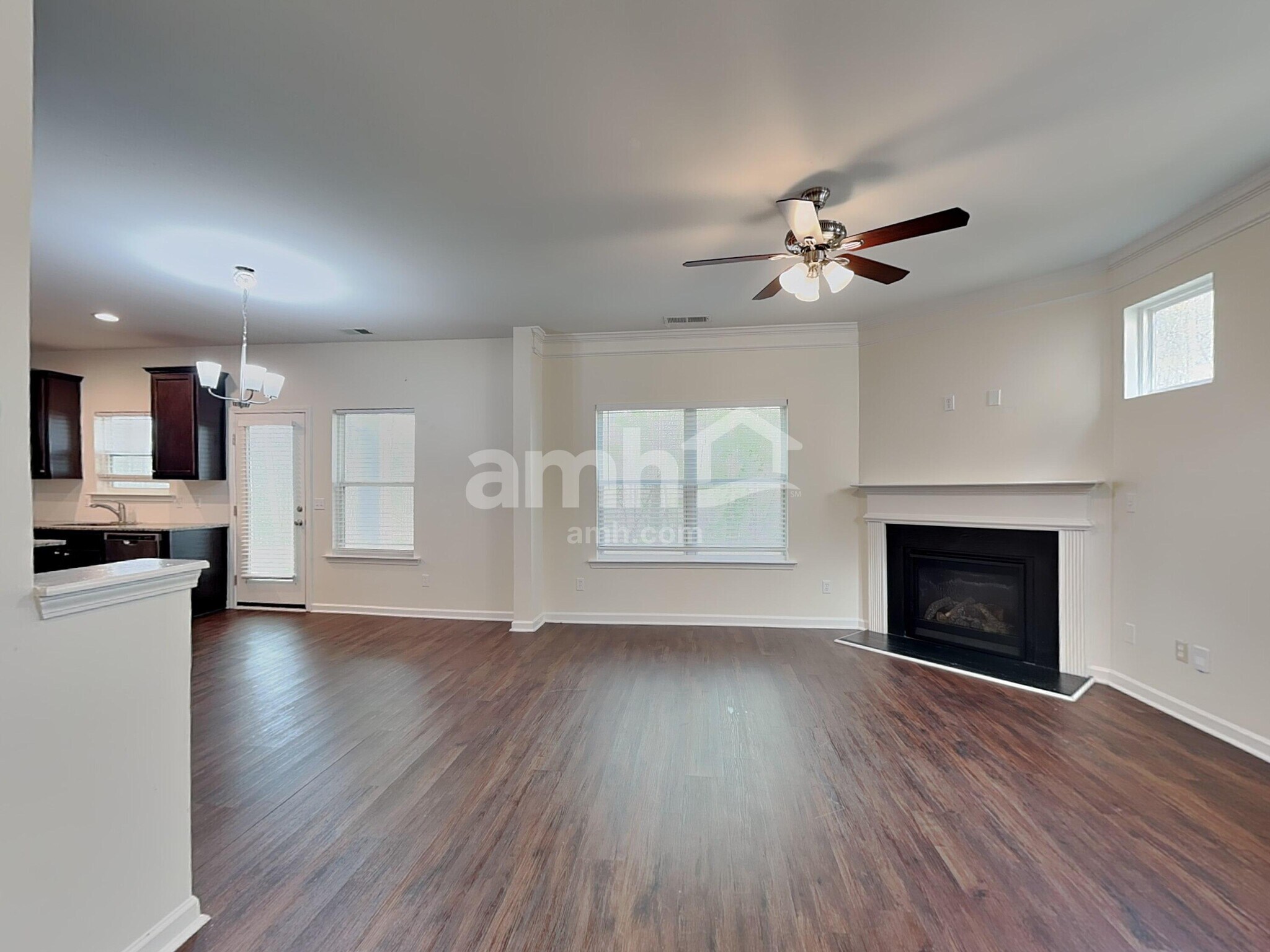 Building Photo - 301 Boulder Run