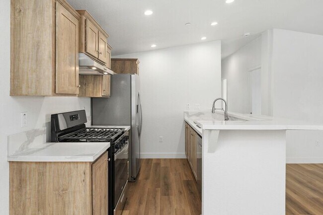 Building Photo - 40589 Los Amantes Rd