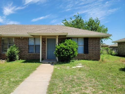 Building Photo - 80 Lori Dr