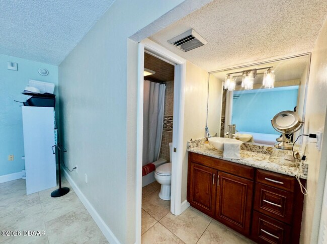 Building Photo - 3051 S Atlantic Ave