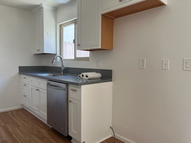 Kitchen - 113 S Irena Ave