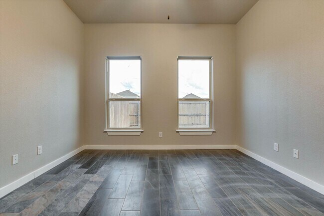 Building Photo - 130 Hidden Springs Dr