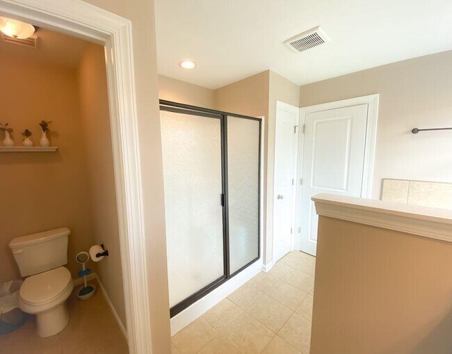 Building Photo - 946 Glenhaven Dr