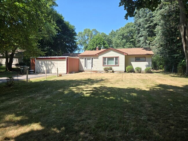 Building Photo - 1460 Gravel Ridge Dr