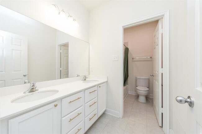 Building Photo - 15406 Easton Gate Ln