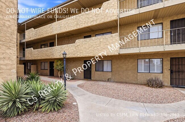 Building Photo - 4950 N Miller Rd