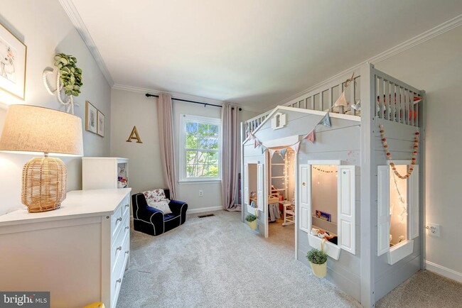Building Photo - 9312 Silver Mill Pl