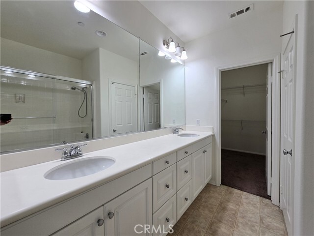 Building Photo - 527 N Chardonnay Dr