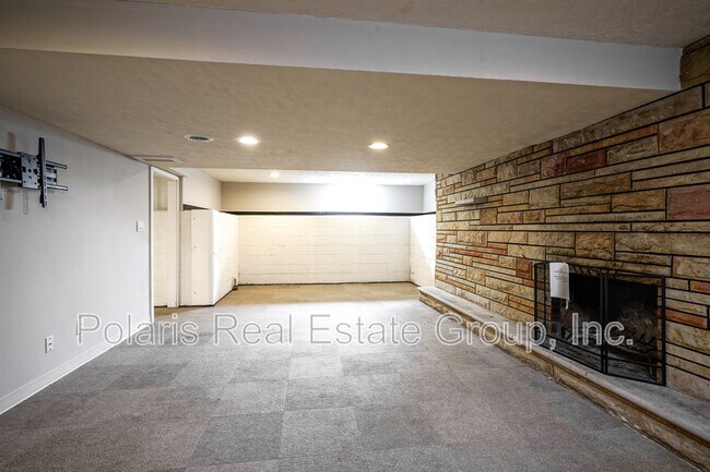 Building Photo - 40 Bailey Ct