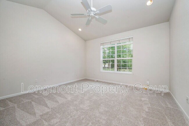 Building Photo - 1333 Charles Dr