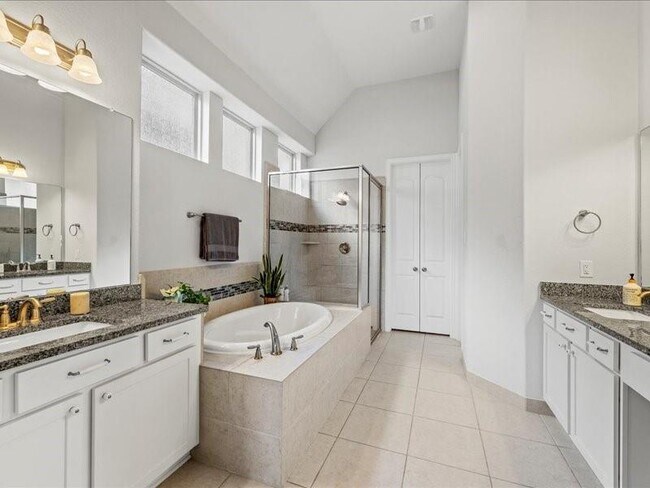 Building Photo - 17703 Olde Oaks Estate Ct