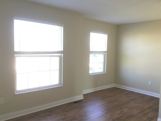 Building Photo - 10408 Lynchburg Dr