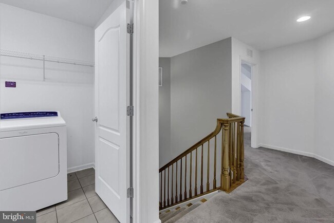 Building Photo - 40560 Aldie Springs Dr