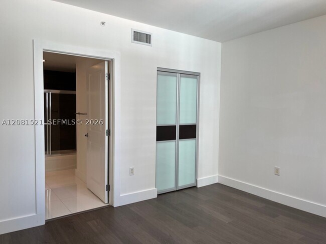 Building Photo - 1250 S Miami Ave