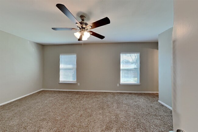 Building Photo - 18038 Green Hazel Ct