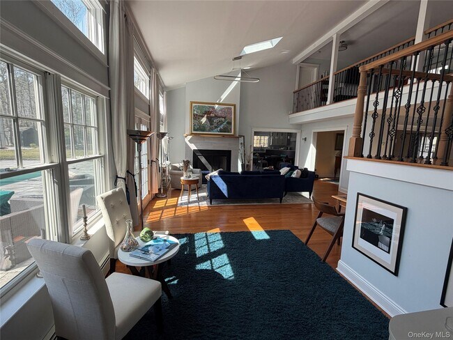 Building Photo - 27 Deer Path