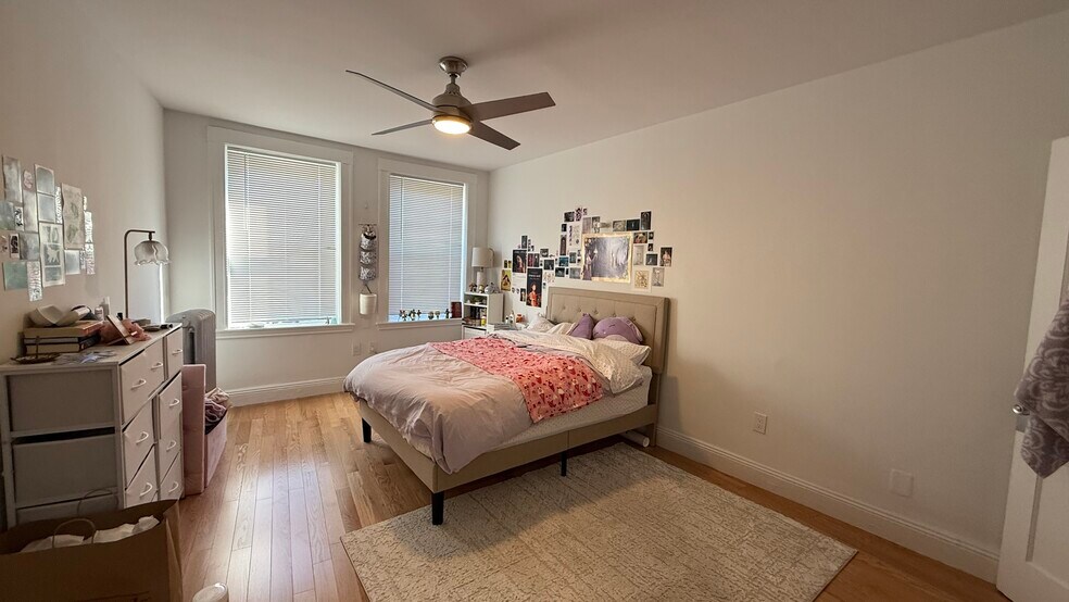 Building Photo - 199 Park Dr