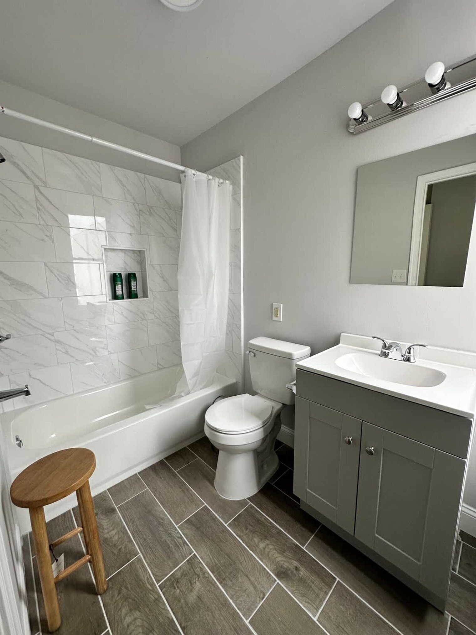 Building Photo - 1418 S 9th St