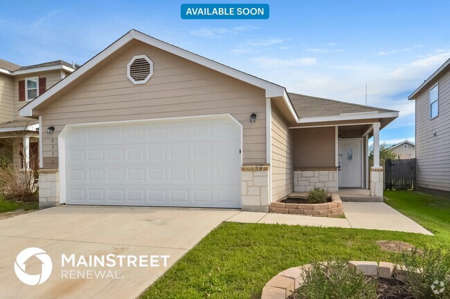 Building Photo - 9318 Maple Silver