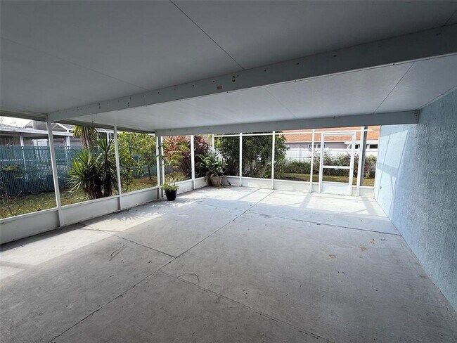 Building Photo - 607 Basingstoke Ct