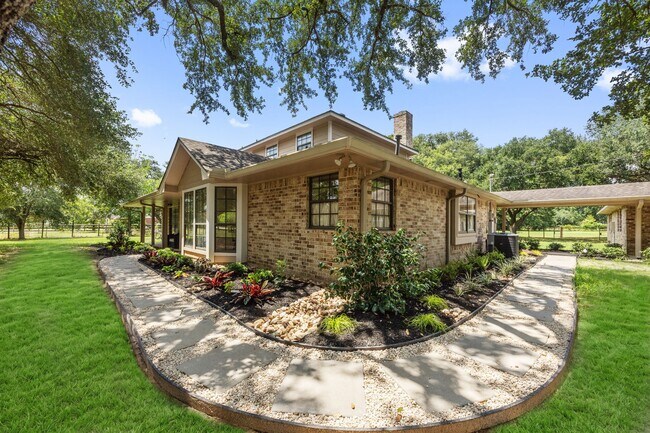 Building Photo - 21503 Fones Rd
