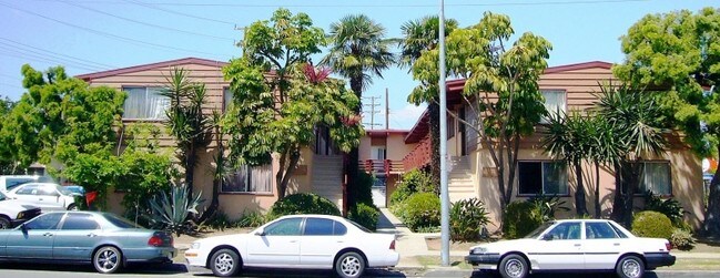 Building - 9025-9033 National Blvd