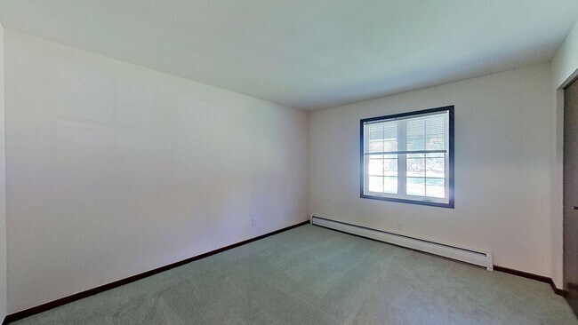 Building Photo - Renovated Upper 1 Bedroom 1 Bathroom Apart...