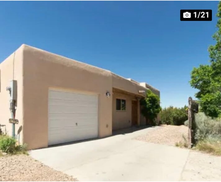 Building Photo - 4542 Camino Placitas