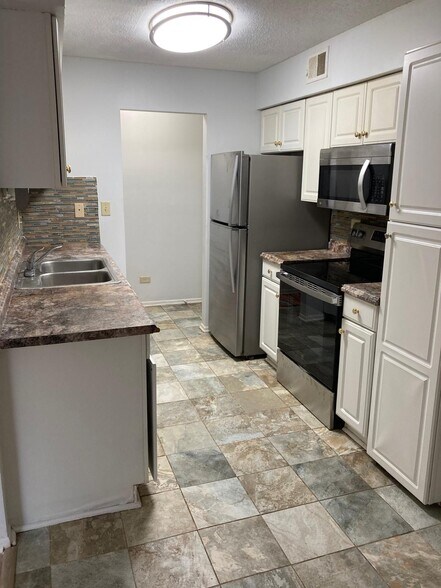 Primary Photo - 929 Buccaneer Dr