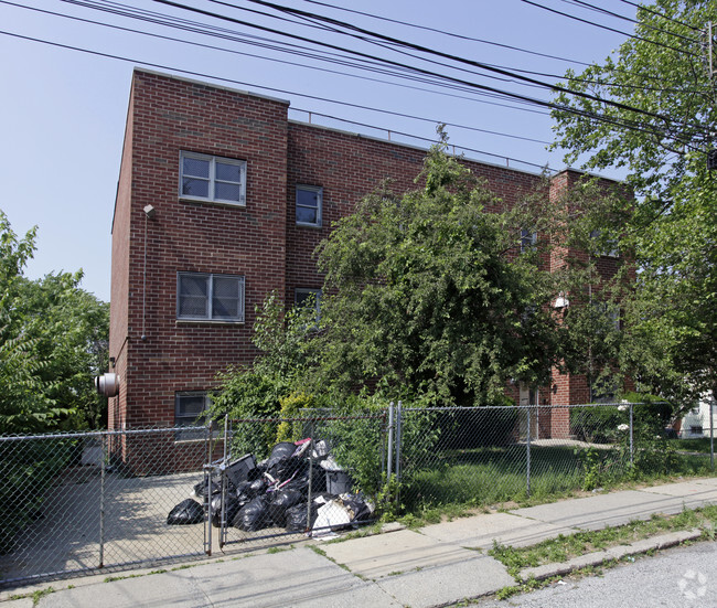Primary Photo - 171 Market St
