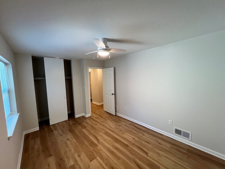 Building Photo - 514 Gia Cir
