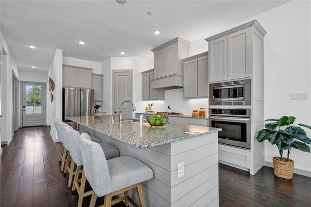 Building Photo - 8886 Ice House Dr