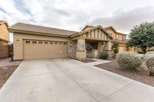 Building Photo - 945 E Blue Spruce Ln