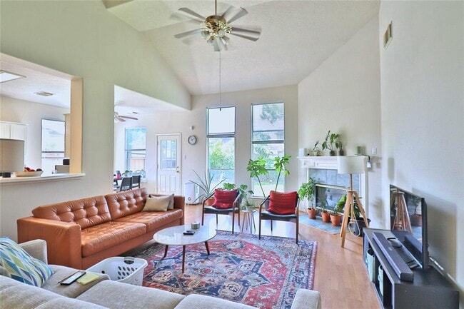 Building Photo - 8316 Diamond Way Ct