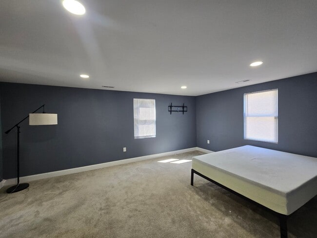 Building Photo - Downtown Greensboro Stunner – Fully Renova...
