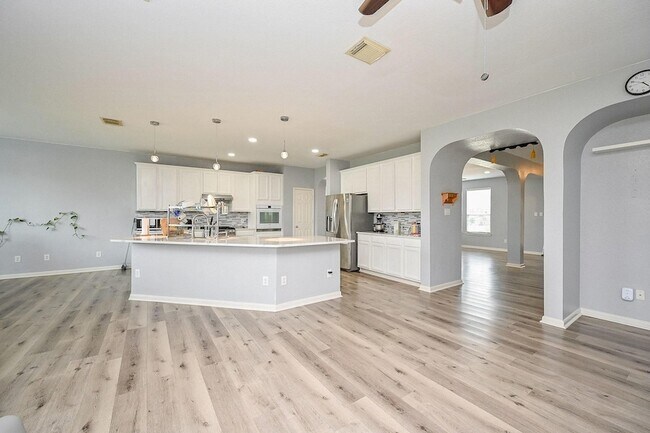 Building Photo - 6638 Autumn Sunset Ln