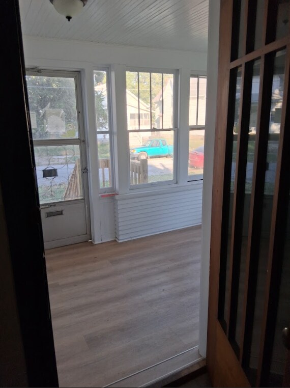 Building Photo - 418 S Hancock Ave