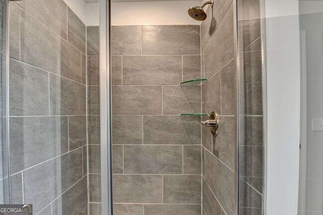 Building Photo - 7309 Yewtree Dr
