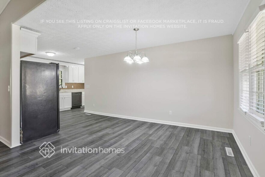 Building Photo - 3647 Mill Lake Dr